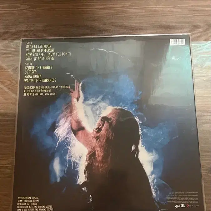 [BUNJANG] Ozzy Osbourne Bark at the Moon LP (European Reissue) / ozzy osbourne 오지 오스본 Bark at the Moon LP