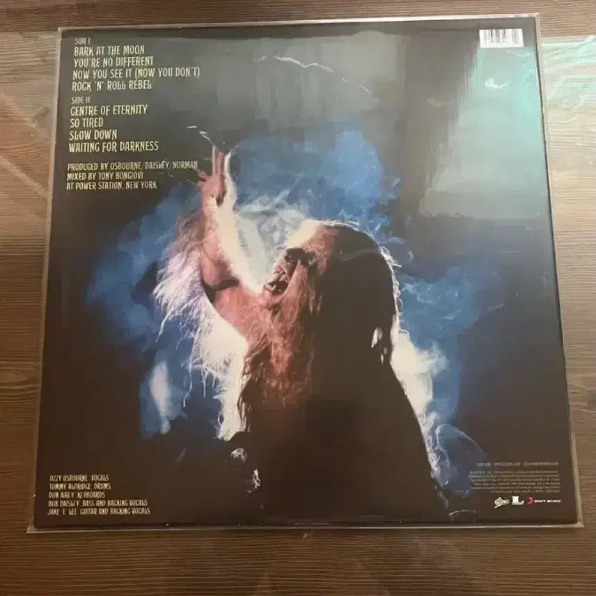 [BUNJANG] Ozzy Osbourne Bark at the Moon LP (European Reissue) / ozzy osbourne 오지 오스본 Bark at the Moon LP