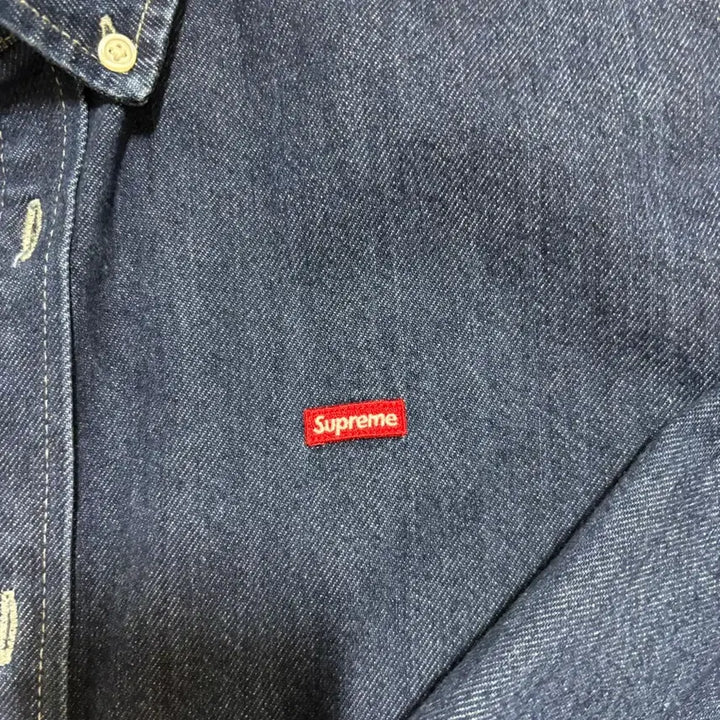 [BUNJANG] Supreme Denim Shirt 24FW - Size L / 슈프림 데님 셔츠 24FW 정품 L사이즈