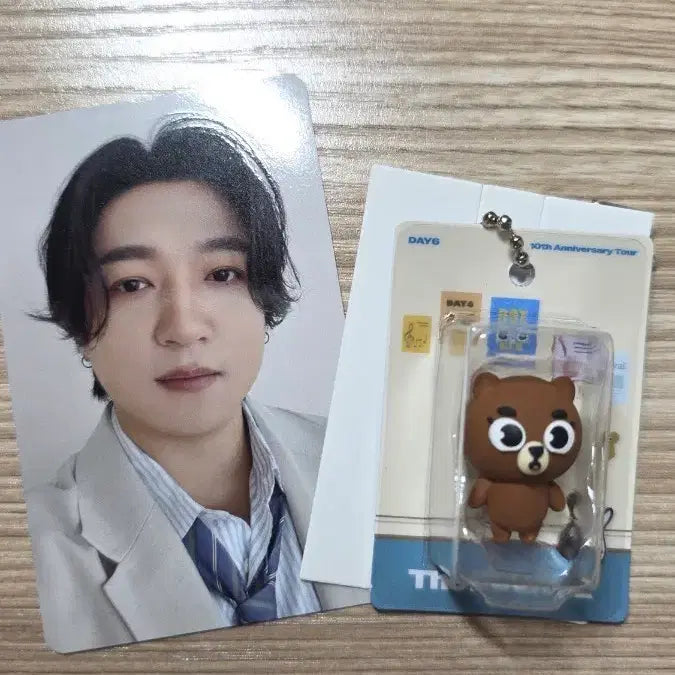 [SOLD OUT] DAY6 데이식스 일본 엠디 피규어 + 포카 성진 방