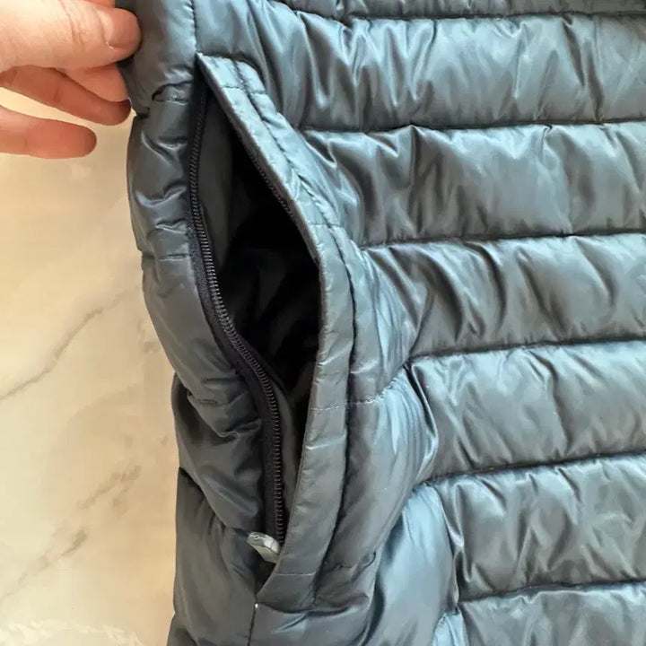 [BUNJANG] Black Yak Lightweight Navy Padded Jacket / 블랙야크 경량 패딩 어두운네이비 105사이즈