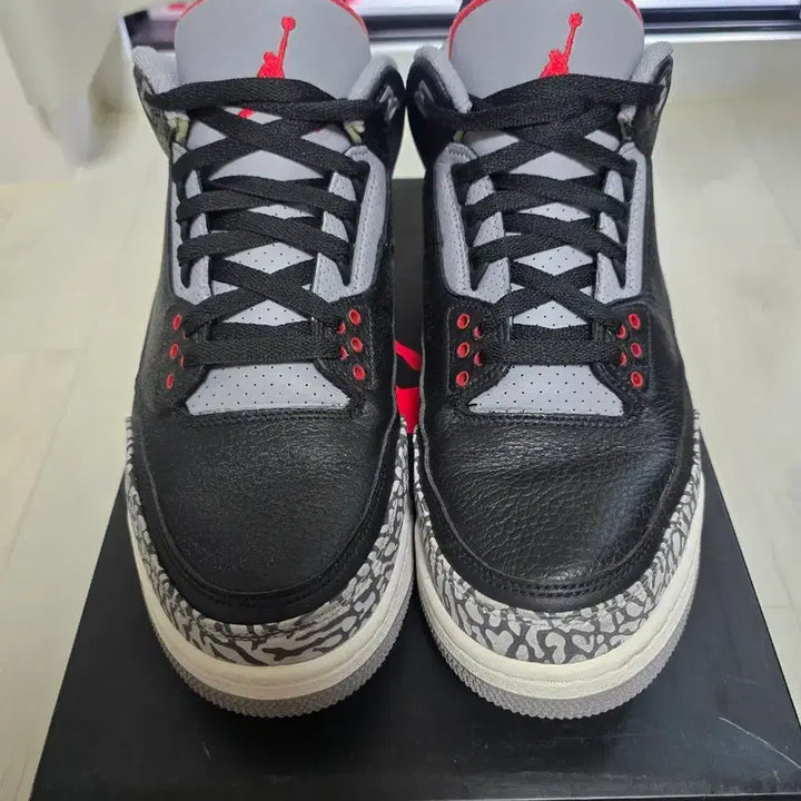 [BUNJANG] Nike Air Jordan 3 Black Cement Sneakers / 나이키 에어조던3 블랙시멘트 300사이즈