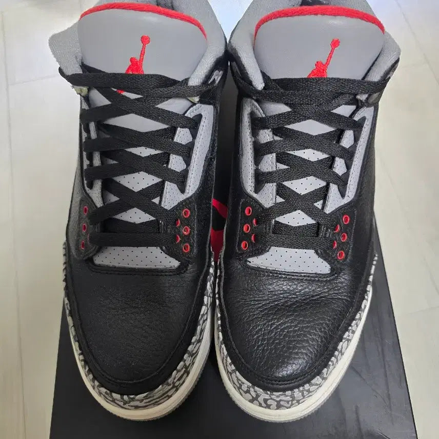 [BUNJANG] Nike Air Jordan 3 Black Cement Sneakers / 나이키 에어조던3 블랙시멘트 300사이즈