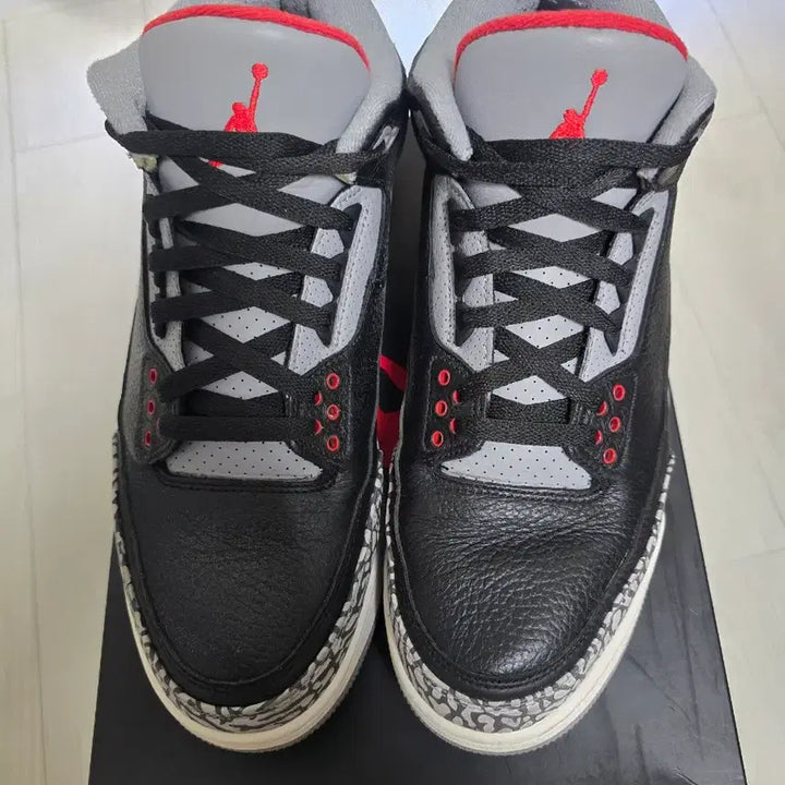 [BUNJANG] Nike Air Jordan 3 Black Cement Sneakers / 나이키 에어조던3 블랙시멘트 300사이즈