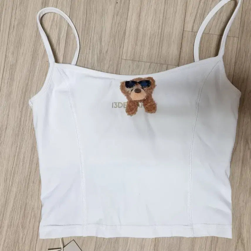 [BUNJANG] 13DE MARZO White Bear Tank Top / 13DE MARZO 흰색 곰돌이 나시