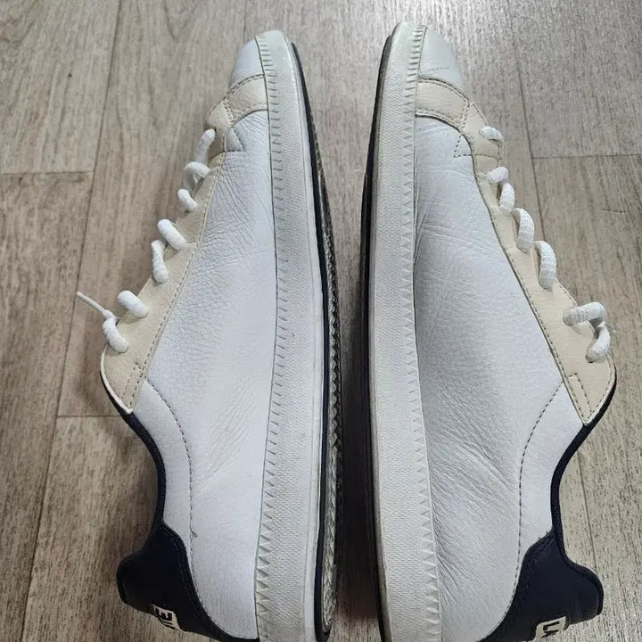 [BUNJANG] Lacoste White Sneakers UK8 / 라코스테 흰색 스니커즈 운동화 UK8
