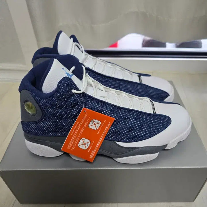 [BUNJANG] Nike Air Jordan 13 Flint Sneakers / 나이키 에어조던13 플린트 300사이즈
