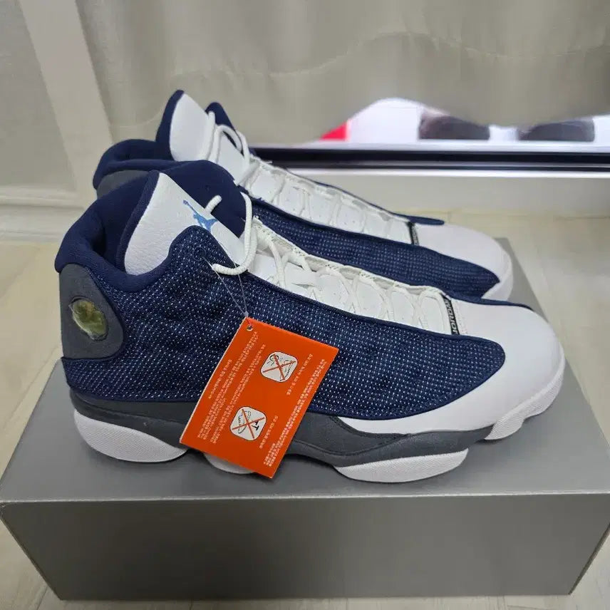 [BUNJANG] Nike Air Jordan 13 Flint Sneakers / 나이키 에어조던13 플린트 300사이즈