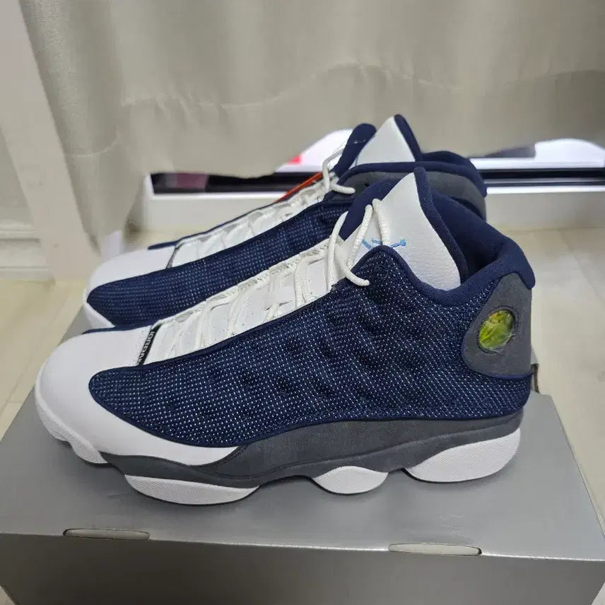 [BUNJANG] Nike Air Jordan 13 Flint Sneakers / 나이키 에어조던13 플린트 300사이즈