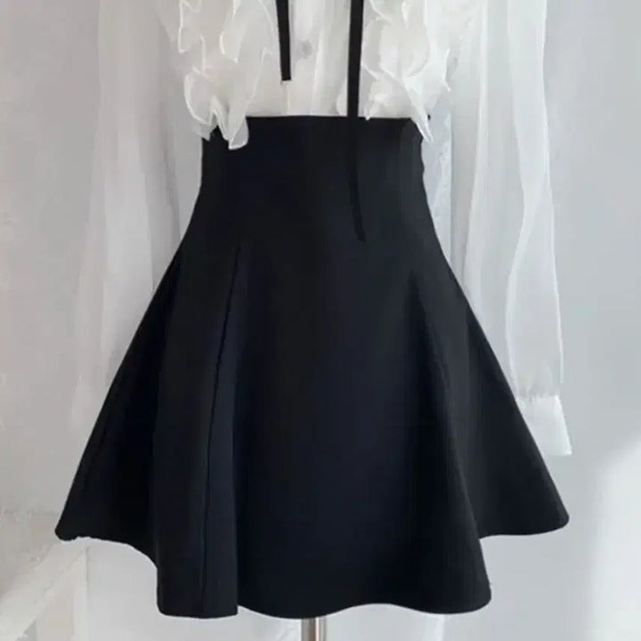 [BUNJANG] Black Flare Mini Skirt / 블랙 플레어 미니 스커트