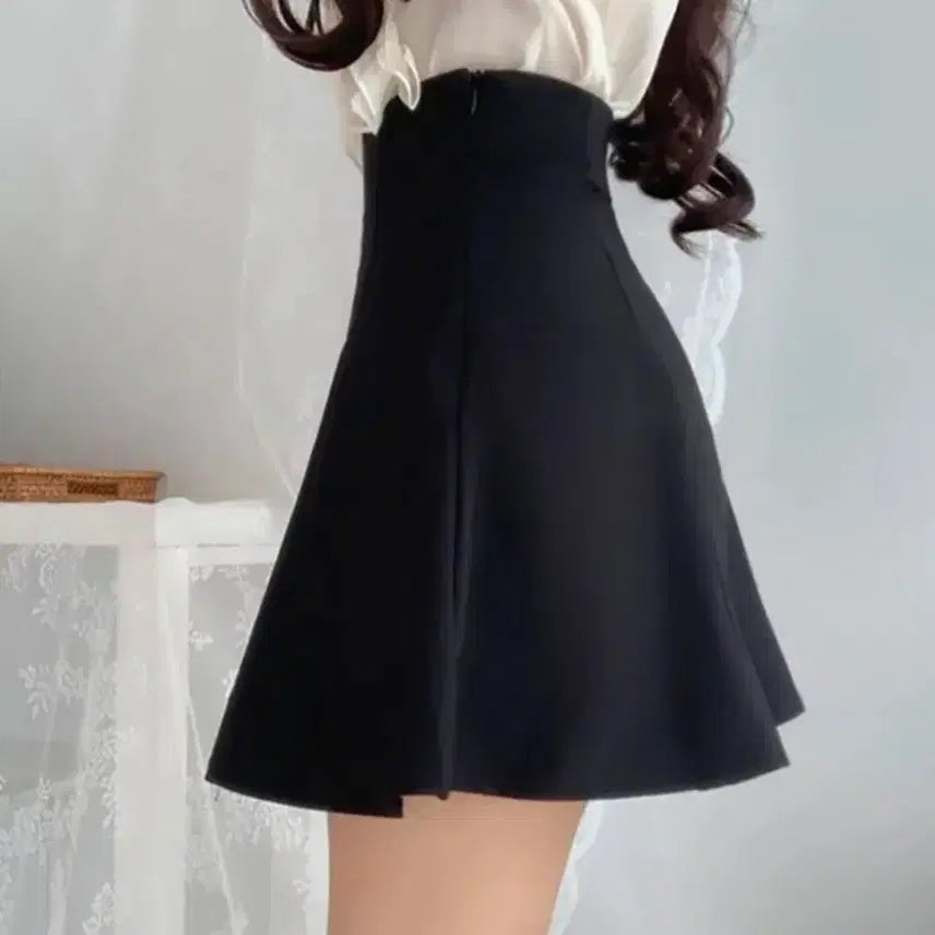 [BUNJANG] Black Flare Mini Skirt / 블랙 플레어 미니 스커트