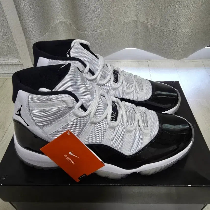 [BUNJANG] Nike Air Jordan 11 Concord Sneakers / 나이키 에어조던11 콩코드 300사이즈