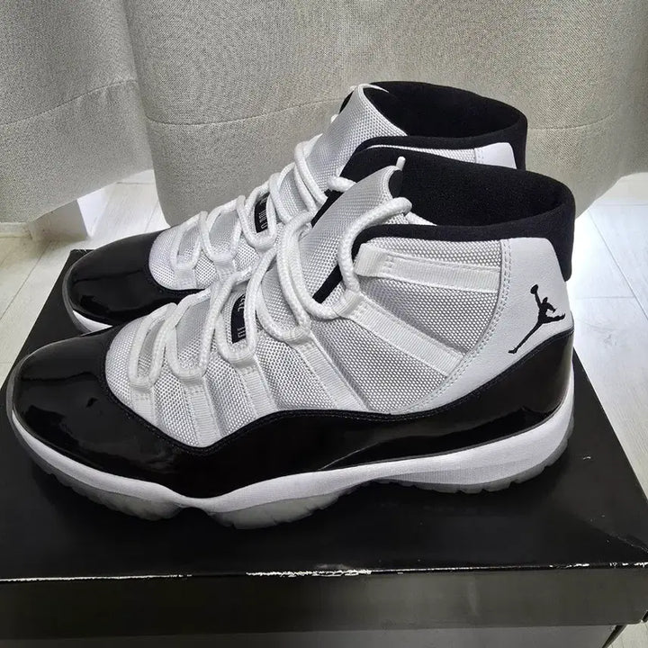 [BUNJANG] Nike Air Jordan 11 Concord Sneakers / 나이키 에어조던11 콩코드 300사이즈