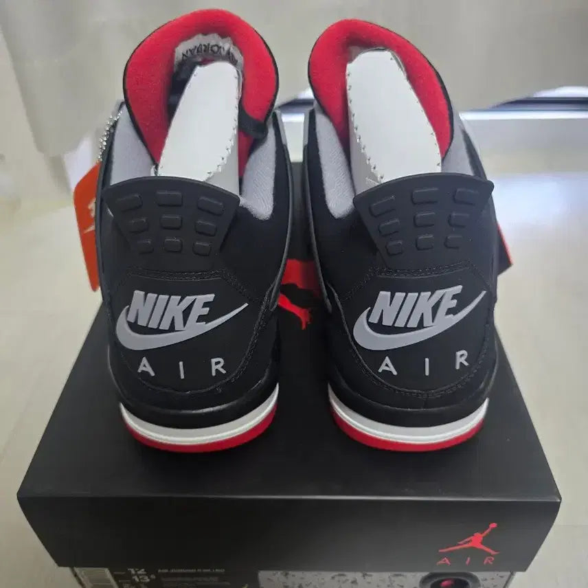 [BUNJANG] Nike Air Jordan 14 Bred Sneakers / 나이키 에어조던4 브레드 300사이즈
