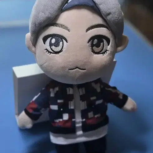 [BUNJANG] BTS V Limited Edition Doll (Sealed) / 방탄소년단 V 인형 (미개봉) 리미티드 한정판