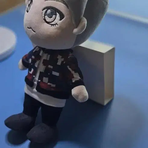 [BUNJANG] BTS V Limited Edition Doll (Sealed) / 방탄소년단 V 인형 (미개봉) 리미티드 한정판