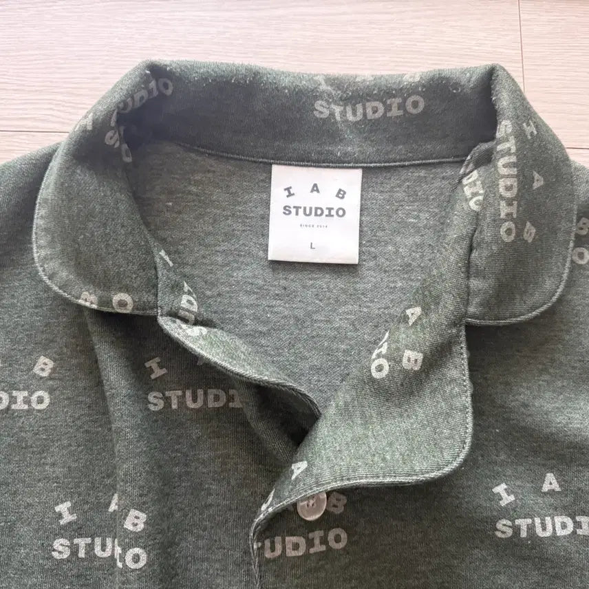 [BUNJANG] IAB Studio Pajama Set Deep Green / 아이앱 스튜디오 파자마 세트 딥 그린