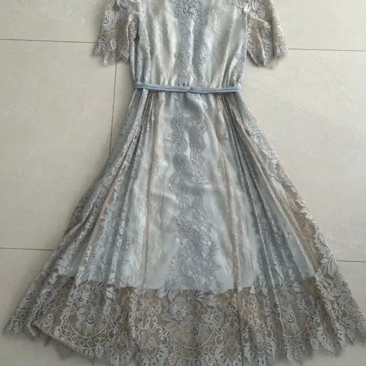 [SOLD OUT] 질슈어트 레이스 원피스