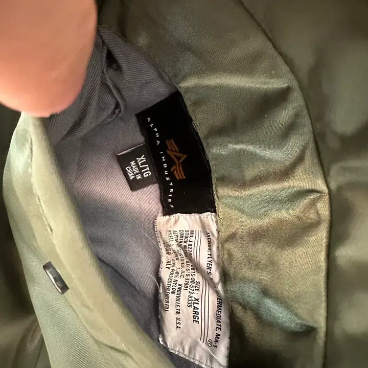 [SOLD OUT] 알파인더스트리 MA-1 항공점퍼 XL 세이지 그린