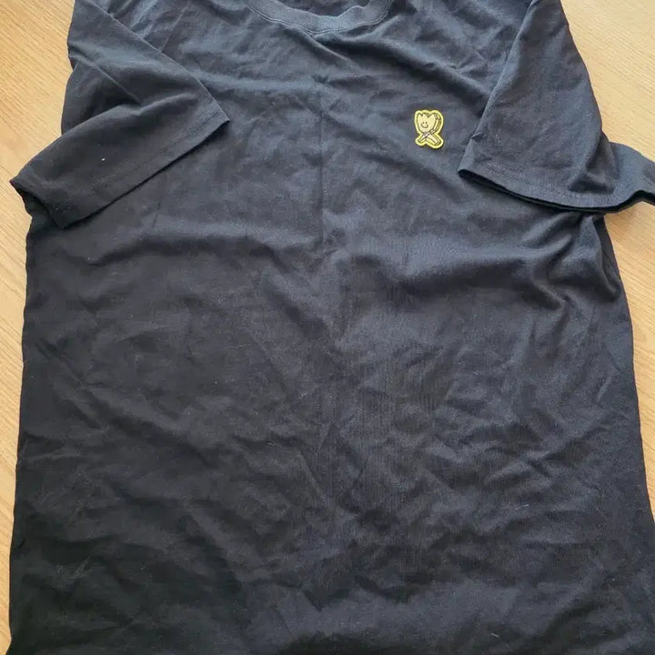 [BUNJANG] Wiggle Wiggle Black Short-Sleeve T-Shirt / 위글위글 블랙 반팔 티셔츠