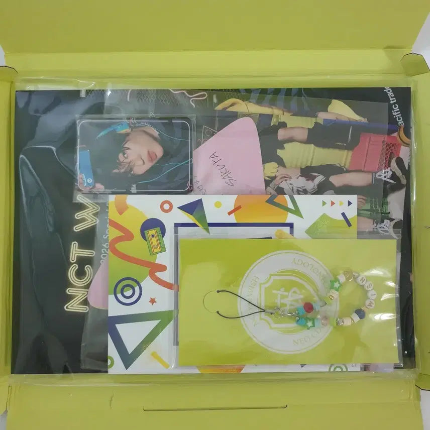 [BUNJANG] NCT WISH Riku Japan Fanclub Kit Keyring / 엔시티 위시 일본 팬클럽 키트 리쿠 키링 박스