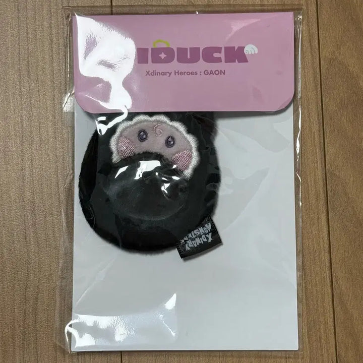 [BUNJANG] Xdinary Heroes Gaon Jideok Badge Holder / 엑스디너리히어로즈 엑디즈 엑몬즈 뱃지 홀더 커버 가온 지덕