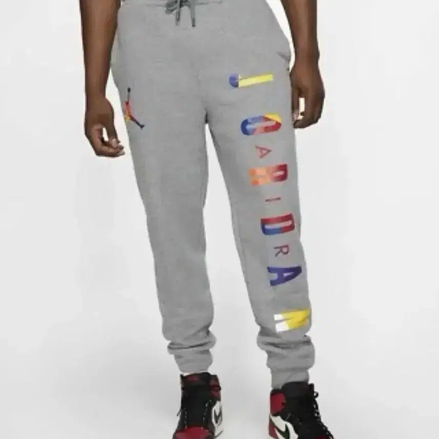 [BUNJANG] Nike Jordan DNA Jumpman Sweat Pants (S) - Gray / [한정판] 나이키 조던 DNA 점프맨 스웨트 팬츠 S 그레이
