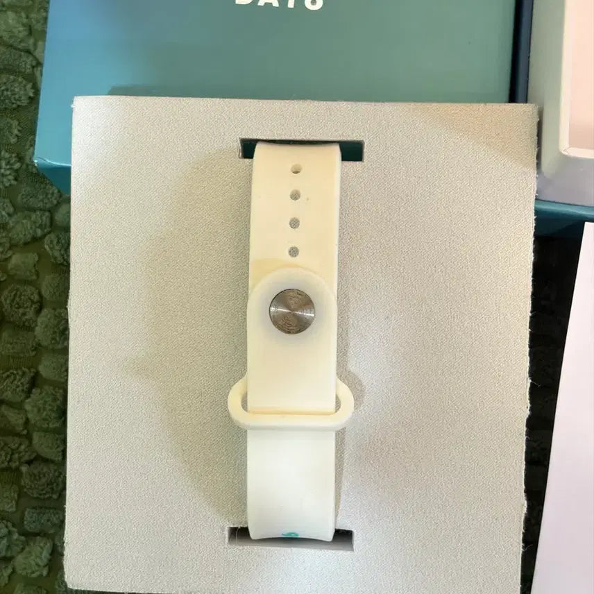 [BUNJANG] Day6 Made Watch Ver. 1 + E.Day6 Official Stamp Set / 데이식스 day6 공식 마데워치 1 + 에데식 공식굿즈 스탬프 도장