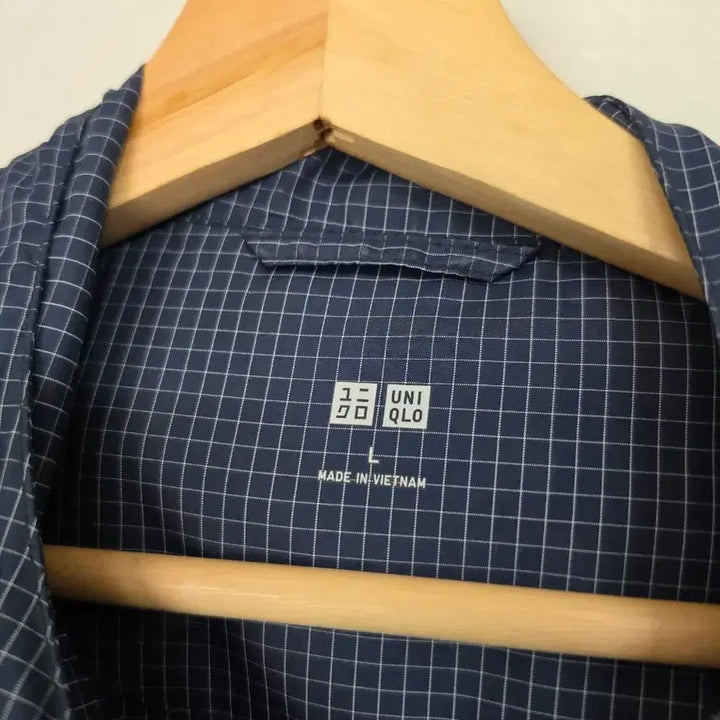[BUNJANG] Uniqlo Check Running Windbreaker L / 유니클로 체크 런닝 바람막이 L