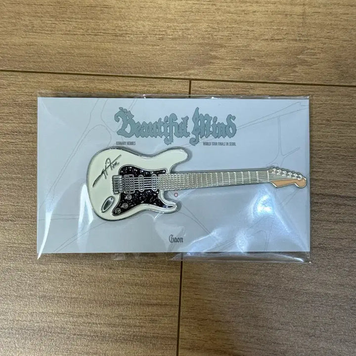 [BUNJANG] XDINARY HEROES Instrument Badge / 엑스디너리히어로즈 엑디즈 악기 뱃지 가온 양도 판매