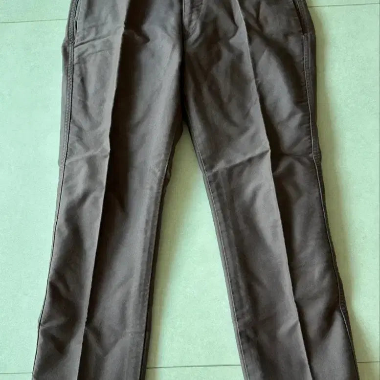 [BUNJANG] Uniqlo U Straight Angle Chino Pants / 유니클로 u 스트레이트 앵글치노