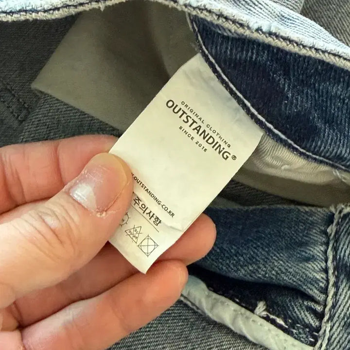 [BUNJANG] Outstanding Denim Carpenter Shorts / [옷장정리떨이] 아웃스탠딩 데님 카펜터 쇼츠