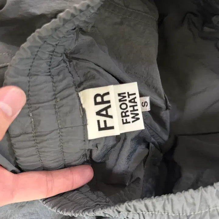 [BUNJANG] Fararchive Nylon Colorblock Track Pants Charcoal Gray / [S] 파아카이브 나일론 컬러블록 트랙팬츠 차콜 그레이 fararchiv
