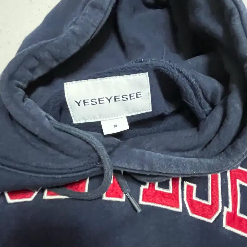 [BUNJANG] YES I SEE Arch Logo Hoodie Navy M / 예스아이씨 Arch Logo Hoodie Navy M