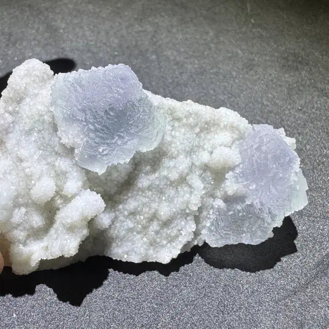 [BUNJANG] Stepped Cubic Fluorite Mineral / 계단형 정육면체 형석