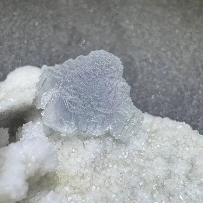 [BUNJANG] Stepped Cubic Fluorite Mineral / 계단형 정육면체 형석