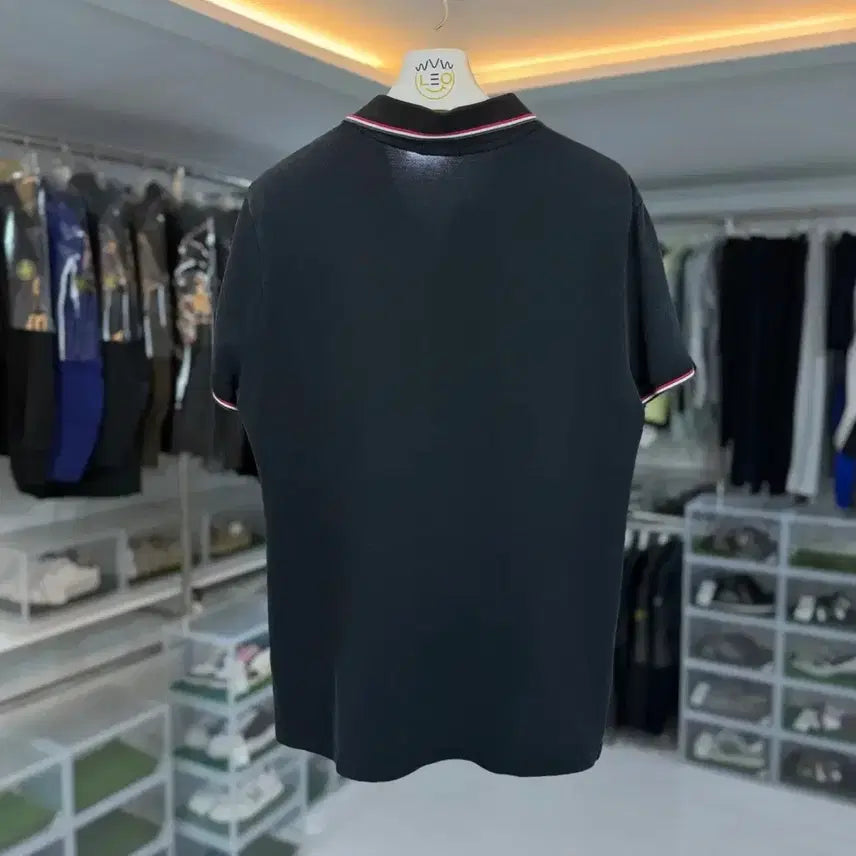[BUNJANG] Moncler Patch Polo Shirt / 몽클레어 와펜 패치 카라티셔츠