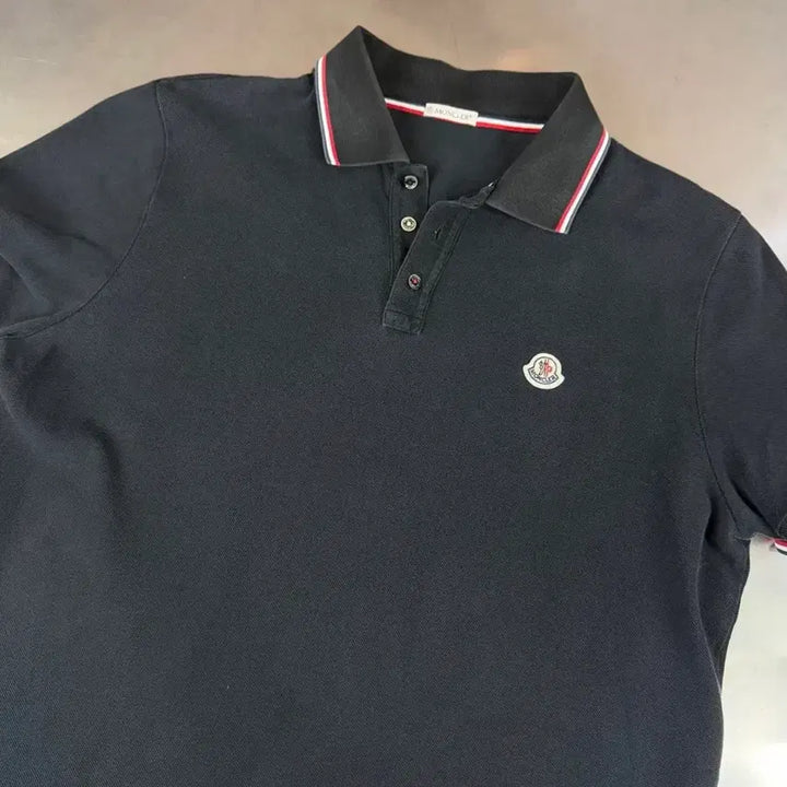 [BUNJANG] Moncler Patch Polo Shirt / 몽클레어 와펜 패치 카라티셔츠