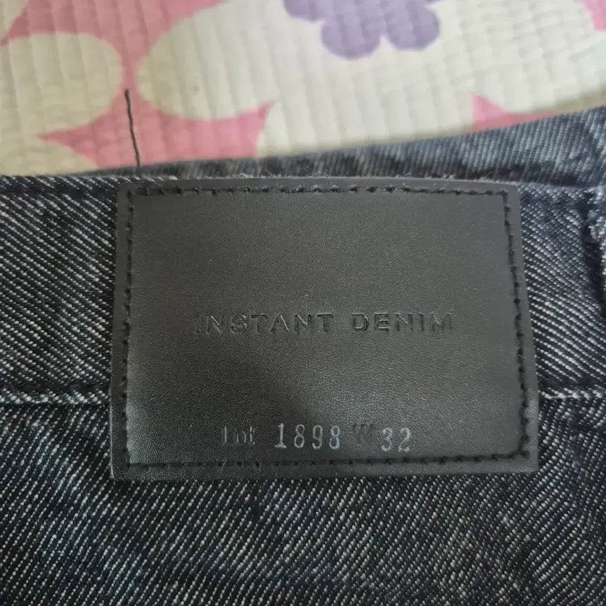 [BUNJANG] Branded 1898 32-inch Black Denim Jeans / 브랜디드 1898 32인치 블랙데님