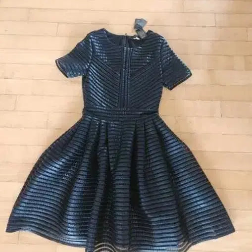 [BUNJANG] Maje Black Midi Dress / 마쥬 원피스 (정품)새제품
