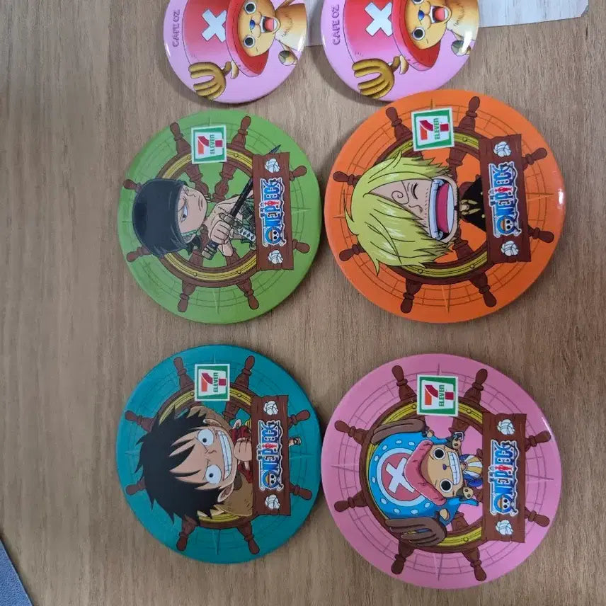 [BUNJANG] One Piece Seven Eleven Collaboration Badge Set / 원피스 세븐일레븐 콜라보 뱃지