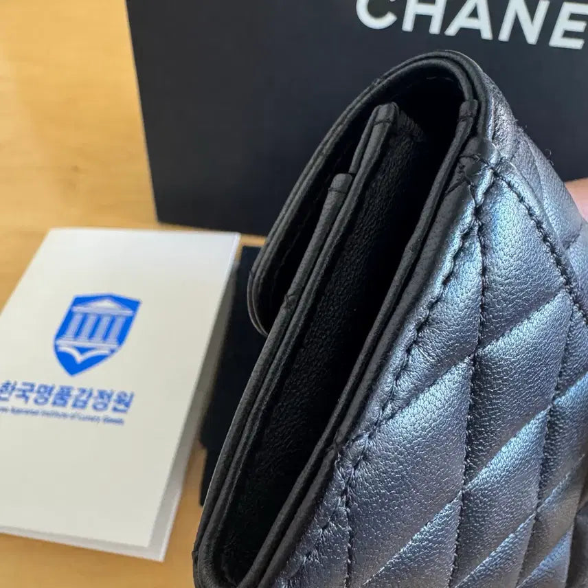 [BUNJANG] Chanel Classic Lambskin Cardholder Wallet Silver Hardware / [정품/내장칩] 샤넬 똑딱이 지갑 클래식 은장