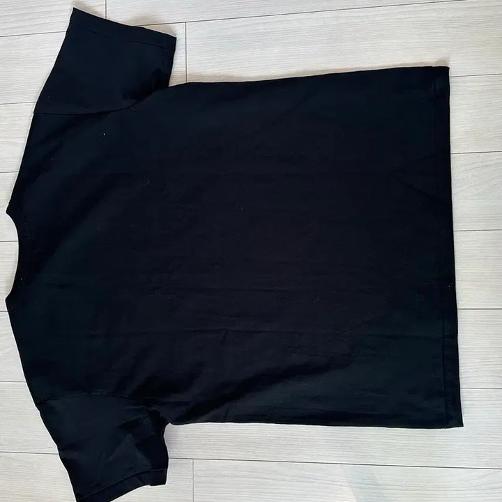 [BUNJANG] Comme des Garcons Black T-Shirt with Heart Logo / 꼼데가르송 검정 반팔 티셔츠 하트 로고