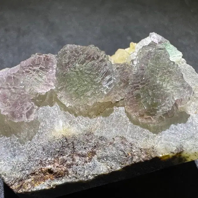[BUNJANG] Two-Tone Stepped Cubic Fluorite Mineral / 투톤 계단형 큐브 형석