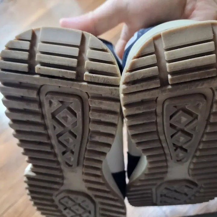 [BUNJANG] Cliib Clip 250 Sneakers / cliib 클립 250 스니커즈