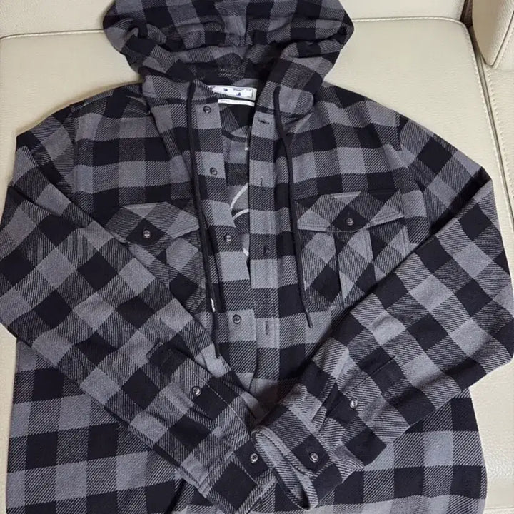 [SOLD OUT] 오프화이트 후드체크무늬겉옷