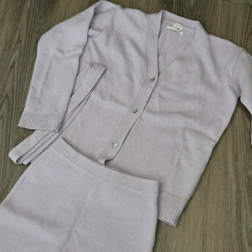 [BUNJANG] Sie Sophie Wool Knit Cardigan and Skirt Set / sie 시에 소피 울 니트 가디건 스커트 세트 멜로퍼플