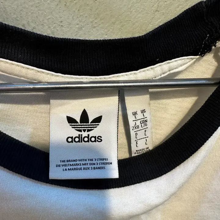 [BUNJANG] Adidas Beckenbauer White Black T-Shirt Size L / 아디다스 베켄바우어 흰검 티셔츠