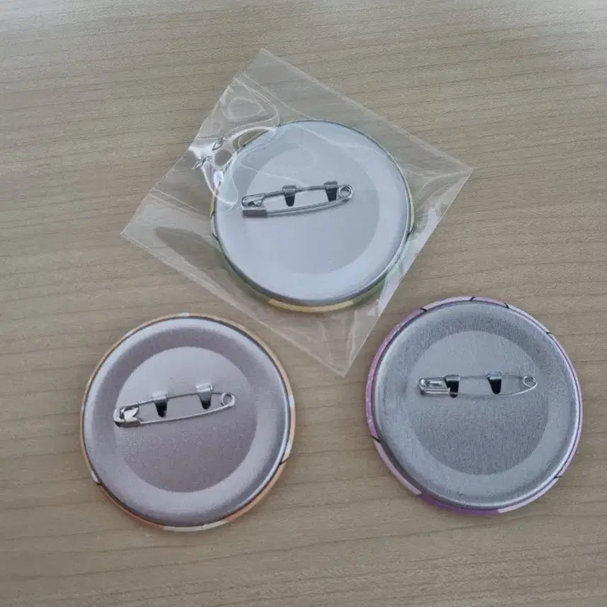 [BUNJANG] Pixelly Soohyun 10th Anniversary Pop-up Badge / 픽셀리 캔뱃지 수현 10주년 팝업