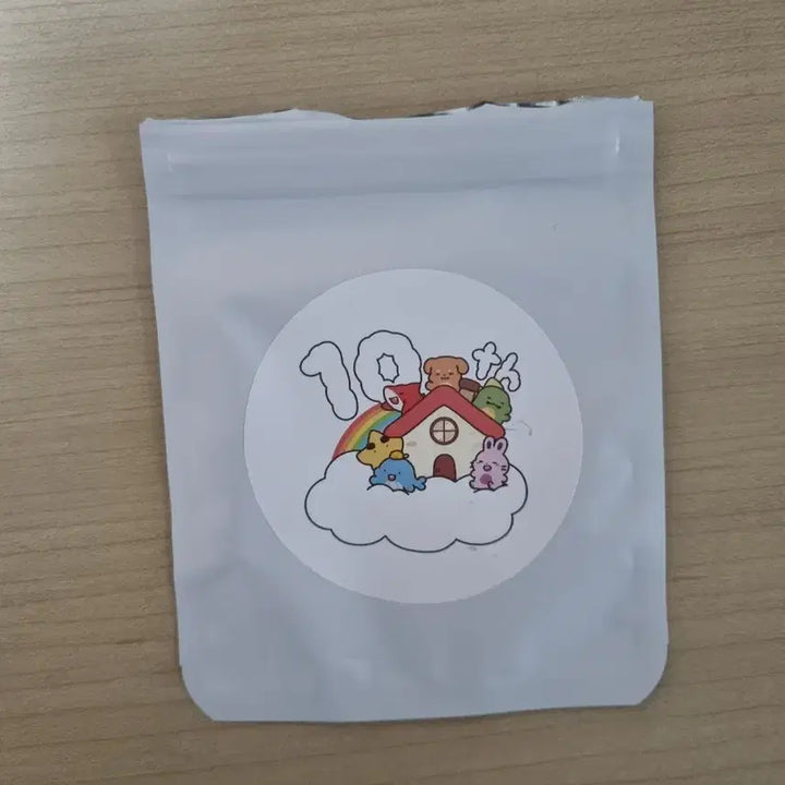 [BUNJANG] Pixelly Soohyun 10th Anniversary Pop-up Badge / 픽셀리 캔뱃지 수현 10주년 팝업